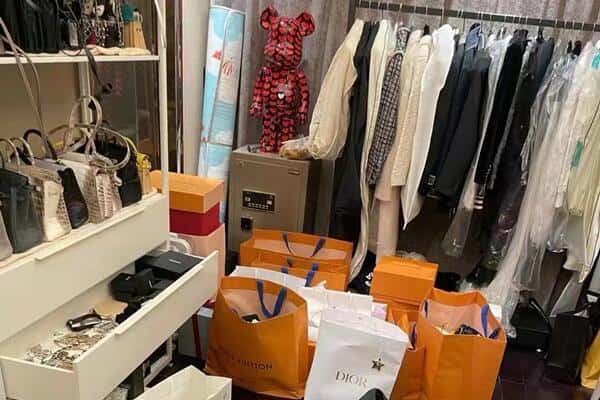应城市回收一线品牌衣服